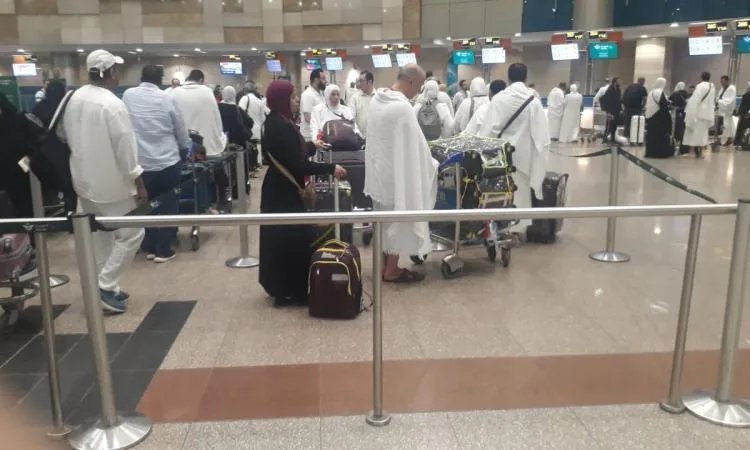 مطار القاهرة ينهي موسم حج وتكثيف التحضيرات لعودة الحجاج الأسبوع المقبل مطار القاهرة ينهي موسم حج وتكثيف التحضيرات لعودة الحجاج الأسبوع المقبل