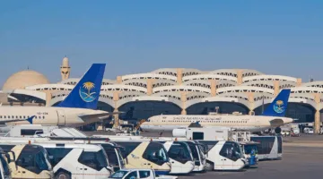 مطارات السعودية تهيب بالمسافرين التحقق من مواعيد رحلاتهم