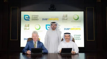 مطارات دبي تجدد نظام الإضاءة في مطاري دبي وآل مكتوم
