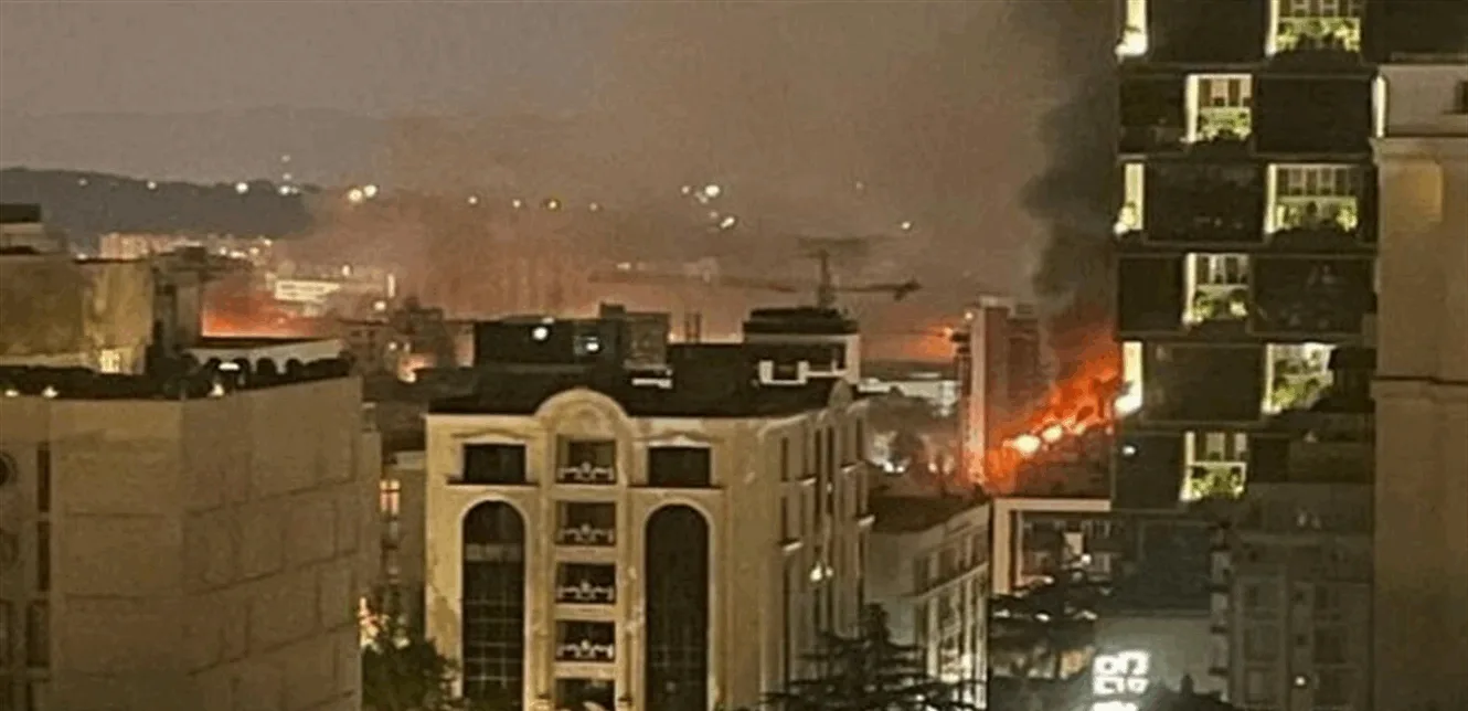 معركة بلا قيود: إسرائيل تستهدف وزارة الدفاع الإيرانية بالقصف معركة بلا قيود: إسرائيل تستهدف وزارة الدفاع الإيرانية بالقصف