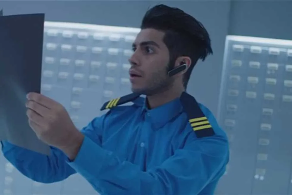 مغامرات رومانسية لمينا مسعود: اكتشف تفاصيل قصة وعرض فيلم «في عز الضهر» في دور السينما المصرية (فيديو) مغامرات رومانسية لمينا مسعود: اكتشف تفاصيل قصة وعرض فيلم «في عز الضهر» في دور السينما المصرية (فيديو)