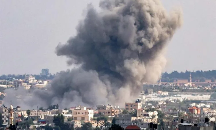 مقتل 11 فلسطينياً وجرح آخرين نتيجة قصف إسرائيلي على غزة