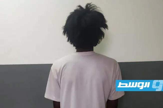 مقتل شاب نيجيري في مزرعة بتاجوراء والمشتبه فيه يسلم نفسه للشرطة مقتل شاب نيجيري في مزرعة بتاجوراء والمشتبه فيه يسلم نفسه للشرطة