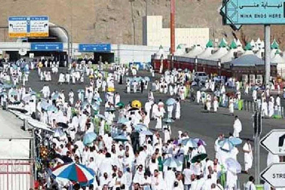 ملايين الحجاج يتجمعون في جبل عرفات (بث مباشر)