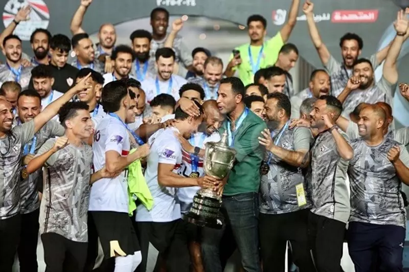 ملف يلا كورة: الزمالك يتوج بالكأس، والأهلي يتوجه إلى أمريكا استعداداً للمونديال ملف يلا كورة: الزمالك يتوج بالكأس، والأهلي يتوجه إلى أمريكا استعداداً للمونديال