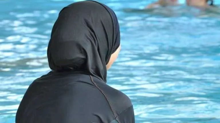 من بينها تطبيق النساء للملابس المحتشمة: سوريا تضع قواعد جديدة للملابس من بينها تطبيق النساء للملابس المحتشمة: سوريا تضع قواعد جديدة للملابس