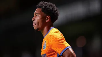 منافس الأهلي.. لاعب بورتو: سنواجه الصعوبات بدون ديوجو كوستا وسنأخذ كأس العالم للأندية بجدية كبيرة