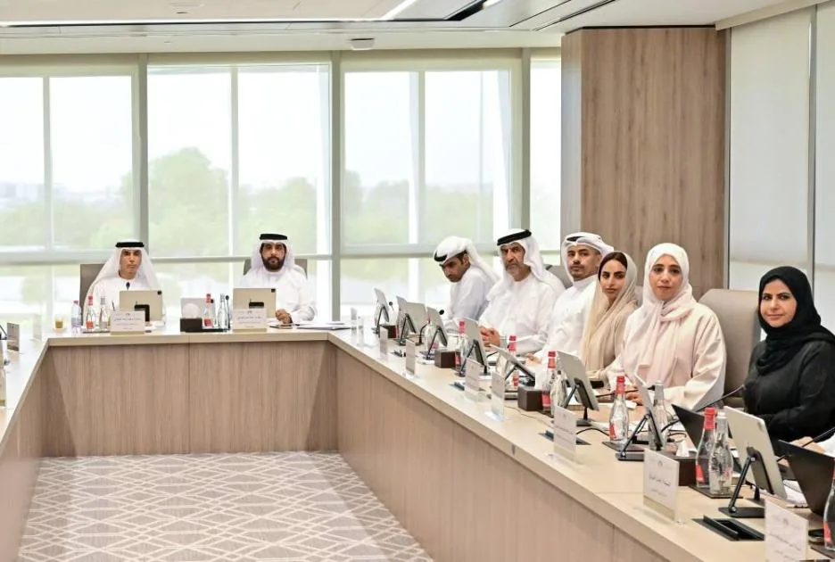مناقشة تعزيز مراقبة تجارة الحيوانات والنباتات المهددة بالانقراض مناقشة تعزيز مراقبة تجارة الحيوانات والنباتات المهددة بالانقراض