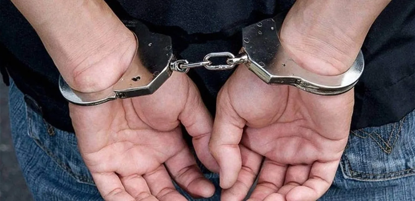 منشورات قد تفضي إلى الإيقاف منشورات قد تفضي إلى الإيقاف
