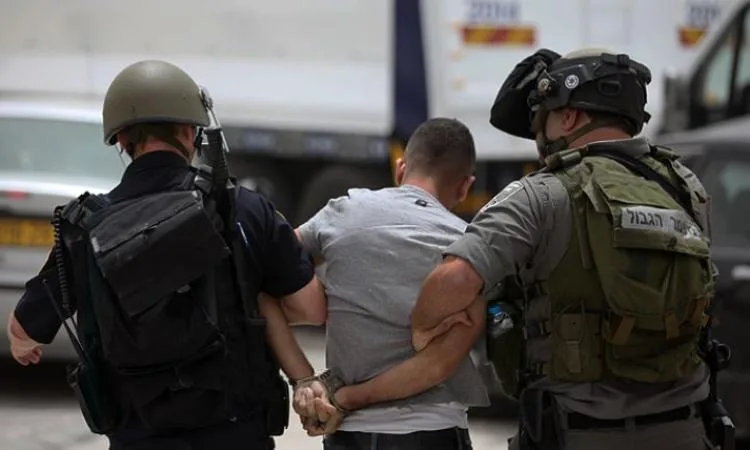 منظمات فلسطينية: 17,500 حالة اعتقال في الضفة الغربية منذ بداية النزاع منظمات فلسطينية: 17,500 حالة اعتقال في الضفة الغربية منذ بداية النزاع