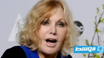 مهرجان فينيسيا يكرم كيم نوفاك بمنحها جائزة الأسد الذهبي تقديراً لإسهاماتها في عالم السينما
