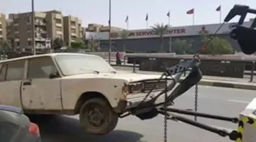 مهملة ومتداعية في الشوارع.. إزالة 47 سيارة ودراجة نارية في القاهرة والجيزة