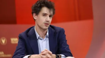 «ميسترال» تُقدّم أول نماذجها للذكاء الاصطناعي.. نجاح في مجالات الرياضيات والبرمجة