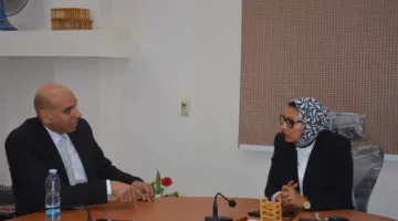 نائب محافظ الوادي الجديد تناقش تطوير تطبيق إلكتروني لخدمات الحكومة العامة