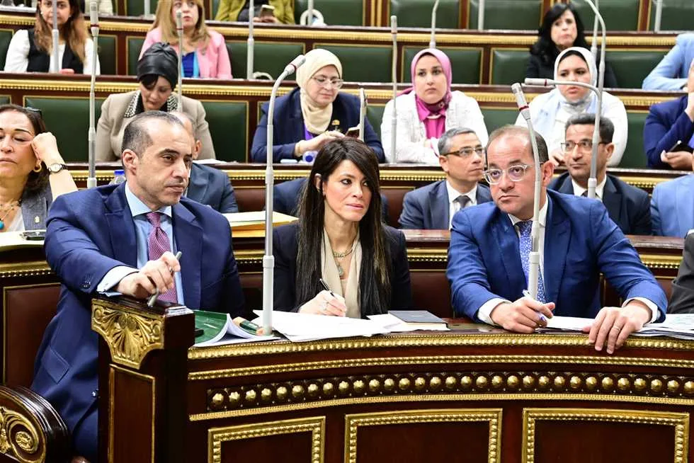 نائب يعارض “الموازنة العامة”: الضرائب تصل إلى 85% مما يثقل كاهل المواطنين نائب يعارض “الموازنة العامة”: الضرائب تصل إلى 85% مما يثقل كاهل المواطنين