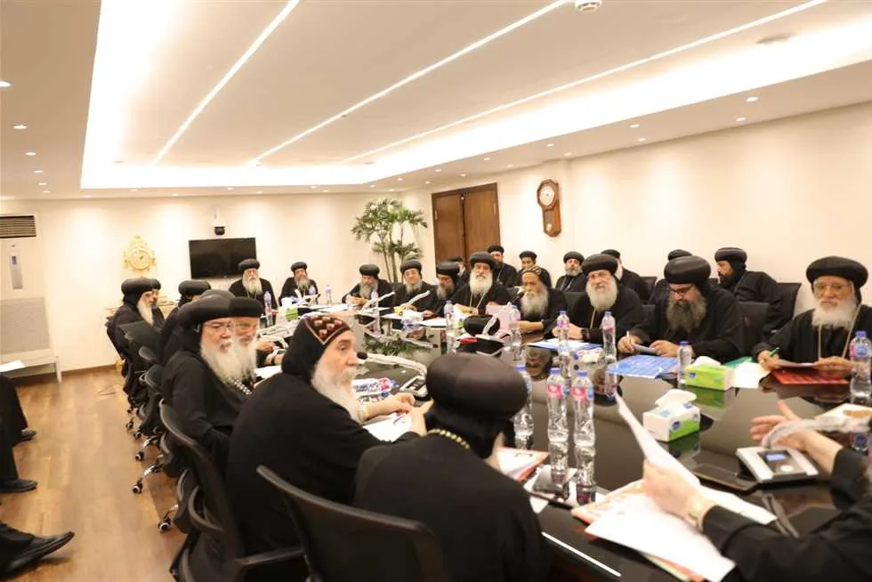 ناقشت مجموعة من القضايا والتقارير.. اللجان بالمجمع المقدس تواصل اجتماعاتها لليوم الثاني في الكاتدرائية ناقشت مجموعة من القضايا والتقارير.. اللجان بالمجمع المقدس تواصل اجتماعاتها لليوم الثاني في الكاتدرائية
