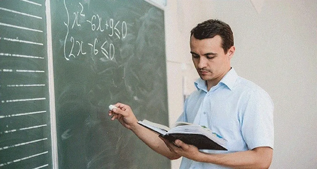 نتائج مسابقة 20 ألف معلم مساعد لمادة اللغة الإنجليزية عبر بوابة الوظائف الحكومية نتائج مسابقة 20 ألف معلم مساعد لمادة اللغة الإنجليزية عبر بوابة الوظائف الحكومية