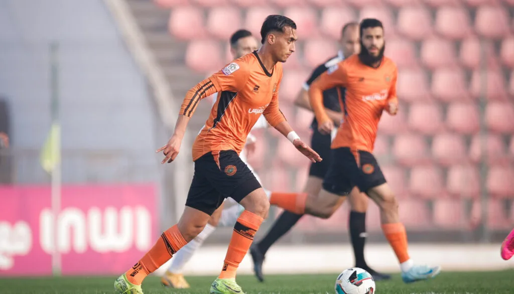 نتيجة لقاء الجيش الملكي مع نهضة بركان.. “البرتقالي” يتأهل إلى نصف النهائي في كأس العرش نتيجة لقاء الجيش الملكي مع نهضة بركان.. “البرتقالي” يتأهل إلى نصف النهائي في كأس العرش