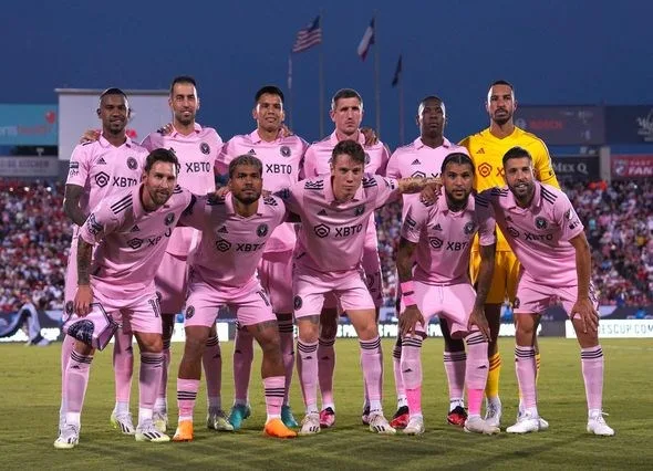نجم إنتر ميامي يزيد من جهوده التأهيلية للتمكن من المشاركة في مباراة الأهلي بكأس العالم للأندية نجم إنتر ميامي يزيد من جهوده التأهيلية للتمكن من المشاركة في مباراة الأهلي بكأس العالم للأندية