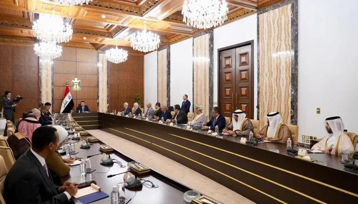 «نحو تهدئة وحل عبر المفاوضات».. رسائل عراقية حول التوترات بين إيران والولايات المتحدة «نحو تهدئة وحل عبر المفاوضات».. رسائل عراقية حول التوترات بين إيران والولايات المتحدة
