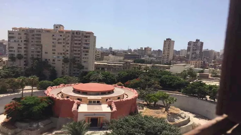 “نسناس مون وأسود” يرحب بالزوار المحتفلين بالعيد في حديقة حيوان الإسكندرية “نسناس مون وأسود” يرحب بالزوار المحتفلين بالعيد في حديقة حيوان الإسكندرية