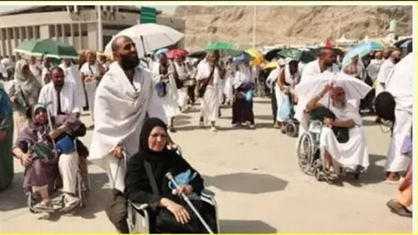نصائح صحية للحجاج للتخفيف من الإجهاد ودرجات الحرارة المرتفعة خلال أداء مناسك الحج