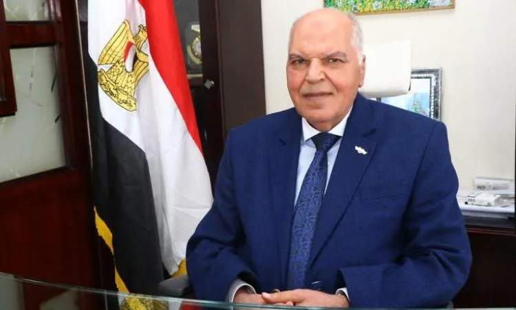 نقابة المعلمين تضع فريق عمل لمراقبة ظروف المدرسين أثناء امتحانات الثانوية نقابة المعلمين تضع فريق عمل لمراقبة ظروف المدرسين أثناء امتحانات الثانوية