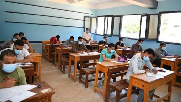 نقاش حول استخدام خريجي الجامعات في مراقبة لجان امتحانات الثانوية العامة نقاش حول استخدام خريجي الجامعات في مراقبة لجان امتحانات الثانوية العامة