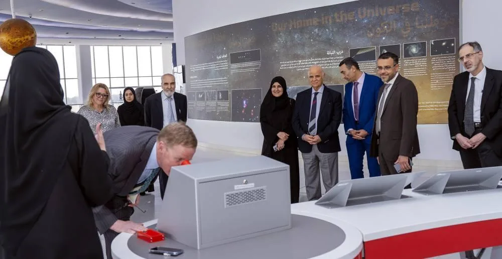 نقاش علمي مشترك بين «الشارقة لعلوم الفضاء» وجامعة ليفربول نقاش علمي مشترك بين «الشارقة لعلوم الفضاء» وجامعة ليفربول