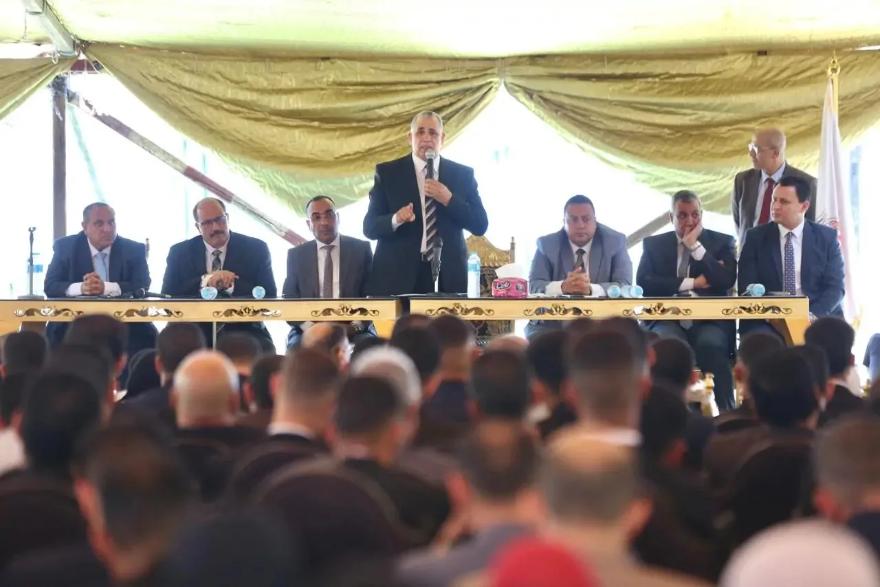 نقيب المحامين يرأس جلسة أداء اليمين في الإسكندرية: النقابة تعتبر كدولة صغيرة وتدافع عن حقوق المواطنين في التقاضي. نقيب المحامين يرأس جلسة أداء اليمين في الإسكندرية: النقابة تعتبر كدولة صغيرة وتدافع عن حقوق المواطنين في التقاضي.