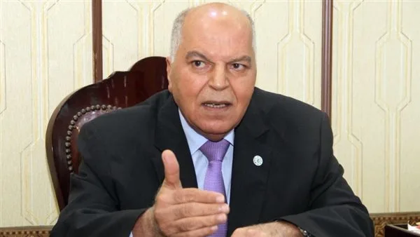 نقيب المعلمين يأمر بتقديم الدعم لـ14 معلمًا أصيبوا في حادث بسوهاج نقيب المعلمين يأمر بتقديم الدعم لـ14 معلمًا أصيبوا في حادث بسوهاج
