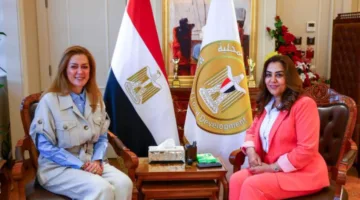 البحث في تطوير مهارات الكوادر المحلية وتعزيز فعالية مركز سقارة من قبل التنميتين المحلية والوطنية للتدريب.