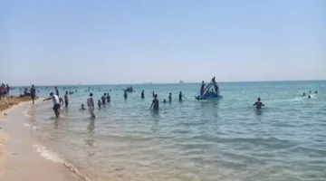 نهاية العيد: شوارع السويس تمر بهدوء بينما تزدحم الشواطئ والفنادق بالزائرين