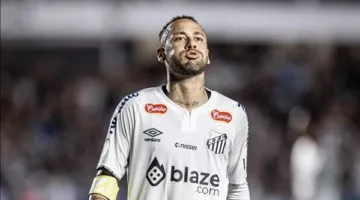 نيمار يفضل الاستمرار مع نادي سانتوس البرازيلي.