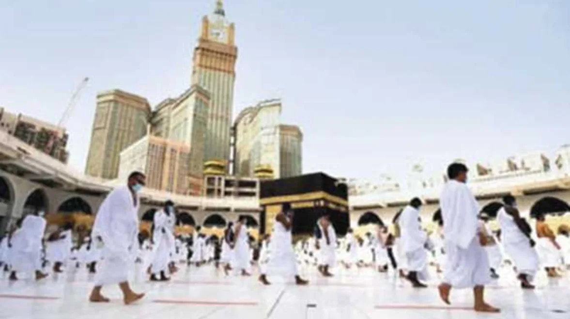 هل يسمح بالدعاء على الأفراد أثناء الوقوف في عرفة؟ هل يسمح بالدعاء على الأفراد أثناء الوقوف في عرفة؟
