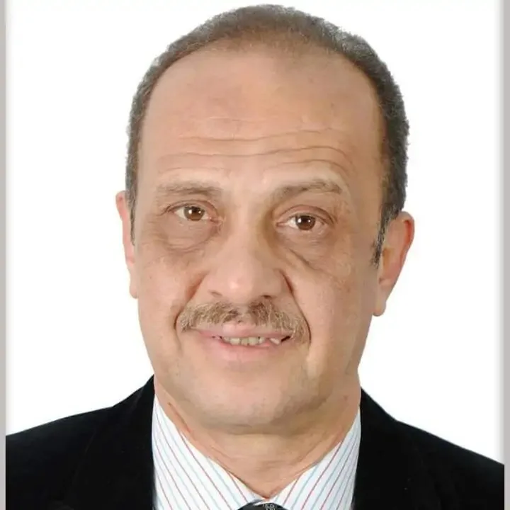 وائل شفيق يكتب: “شبابيك.. صوت منير ينير طريق الحرية” وائل شفيق يكتب: “شبابيك.. صوت منير ينير طريق الحرية”