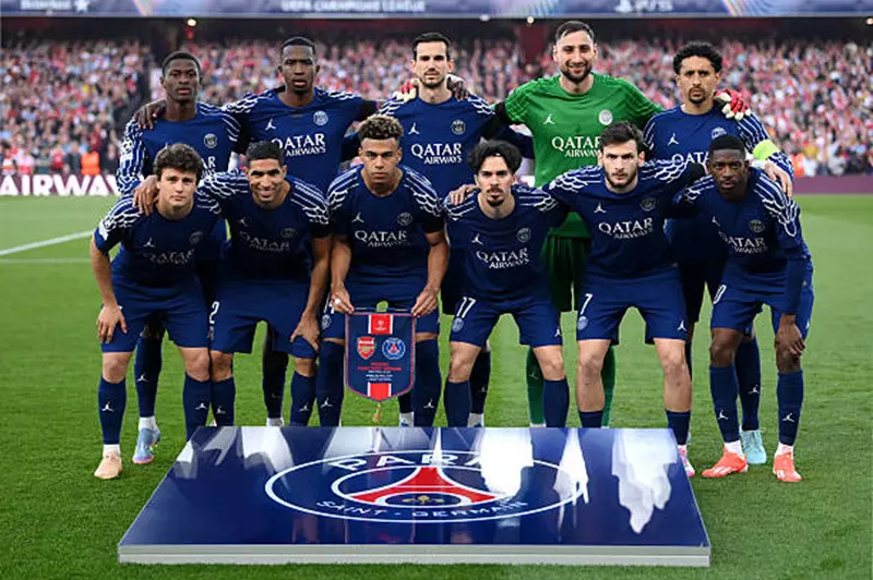 وجوه جديدة بين 24 لاعبًا.. قائمة باريس المشاركة في كأس العالم للأندية وجوه جديدة بين 24 لاعبًا.. قائمة باريس المشاركة في كأس العالم للأندية