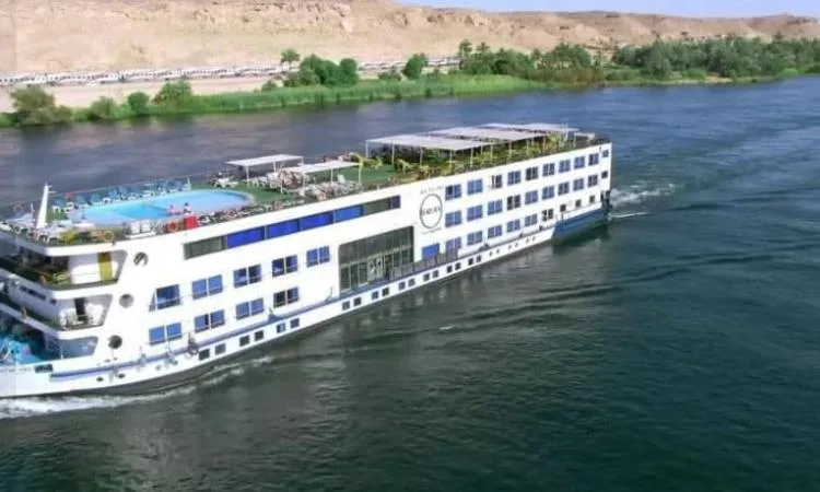 وزارة النقل تدعو الشركات الخاصة للاستثمار في مجال النقل المائي. وزارة النقل تدعو الشركات الخاصة للاستثمار في مجال النقل المائي.