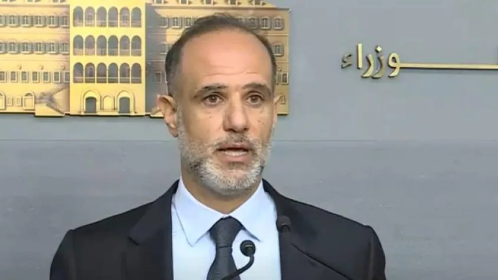 وزير الأشغال اللبناني يؤكد لـCNN الاقتصادية: انخفاض عدد الزائرين إلى بيروت بنسبة 40% وإطلاق خطة طوارئ في المطار وزير الأشغال اللبناني يؤكد لـCNN الاقتصادية: انخفاض عدد الزائرين إلى بيروت بنسبة 40% وإطلاق خطة طوارئ في المطار