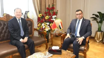 وزير الإسكان: نهدف إلى تعزيز الاستفادة من الاستثمارات الصينية في مشاريعنا الكبرى