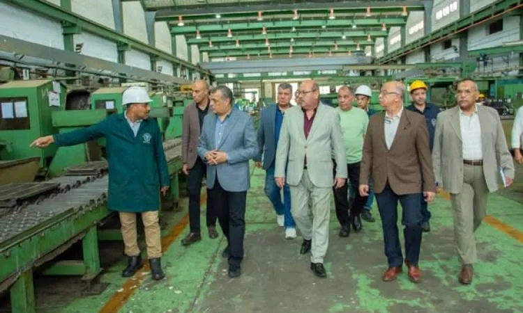 وزير الإنتاج الحربي يشدد على ضرورة تبني مبادئ الحوكمة واستثمار الموارد بشكل فعال وزير الإنتاج الحربي يشدد على ضرورة تبني مبادئ الحوكمة واستثمار الموارد بشكل فعال