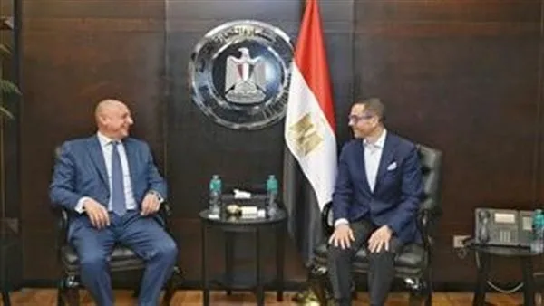 وزير الاستثمار يناقش مع مسؤولي أبل سبل الاستثمار في مصر.. التفاصيل الكاملة