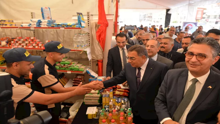 وزير التموين في الدقهلية: أسواق اليوم الواحد تقلل أسعار المنتجات بنسبة 30% وزير التموين في الدقهلية: أسواق اليوم الواحد تقلل أسعار المنتجات بنسبة 30%