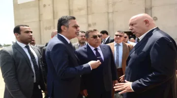 وزير التموين يتجول في صومعة سندوب للاطلاع على مخزون القمح