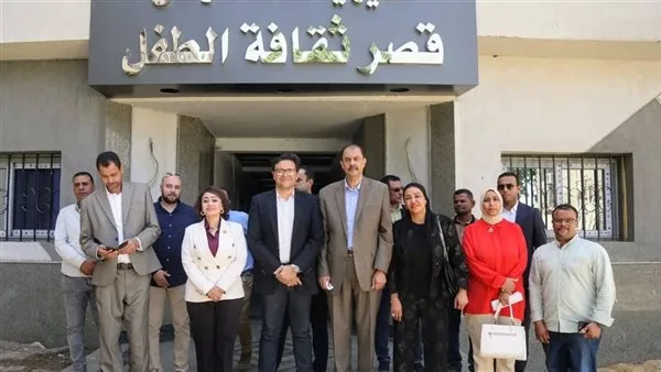 وزير الثقافة ومحافظ سوهاج يتناولان طرق إنهاء مشروع تطوير قصر الثقافة