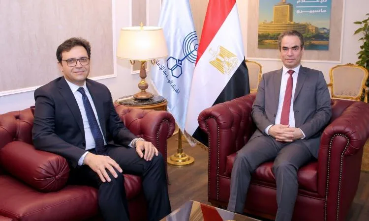 وزير الثقافة يتوجه إلى مبنى ماسبيرو لإطلاق استوديو نجيب محفوظ وزير الثقافة يتوجه إلى مبنى ماسبيرو لإطلاق استوديو نجيب محفوظ