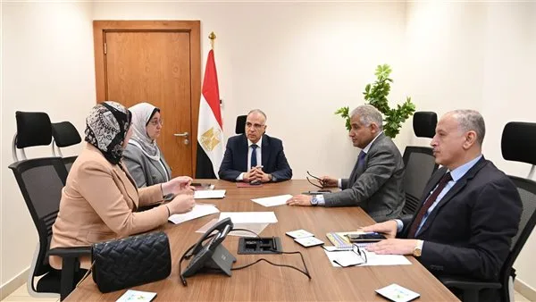 وزير الري: إجراء تقييم دقيق قبل الموافقة على أي طلبات لتغطية المسارات المائية. وزير الري: إجراء تقييم دقيق قبل الموافقة على أي طلبات لتغطية المسارات المائية.