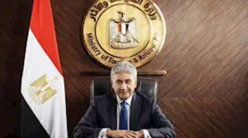 وزير السياحة يقوم بجولة في مخيمات الحجاج بعرفات ويثني على جهود البعثة في التصدي للتحديات