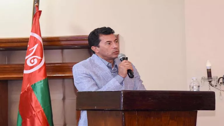 وزير الشباب ومحافظ الإسكندرية يشاركان في المؤتمر الصحفي لبطولة البادل وزير الشباب ومحافظ الإسكندرية يشاركان في المؤتمر الصحفي لبطولة البادل