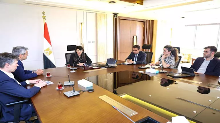 وزيرة التخطيط تتباحث مع “جولدمان ساكس” حول مستجدات الاقتصاد المصري وزيرة التخطيط تتباحث مع “جولدمان ساكس” حول مستجدات الاقتصاد المصري